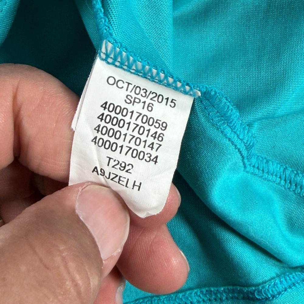 The North Face Reaxion Amp V-Neck T-Shirt Womens L Teal Blue Everyday Comfort - Picture 15 of 16